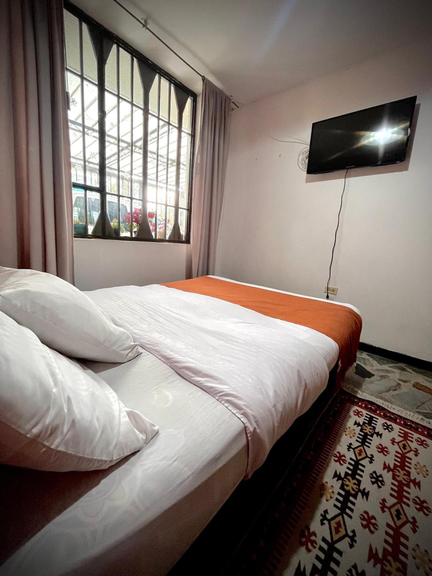 Way Maker 1 Hotel โบโกตา ภายนอก รูปภาพ