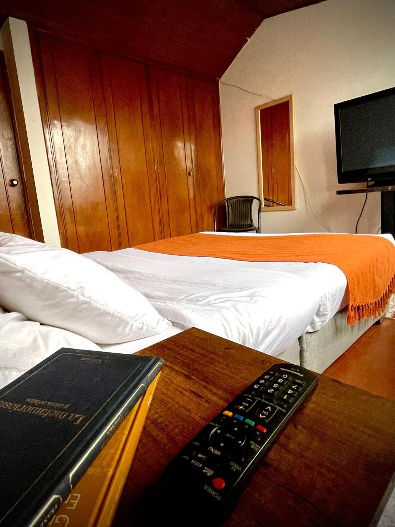 Way Maker 1 Hotel โบโกตา ภายนอก รูปภาพ