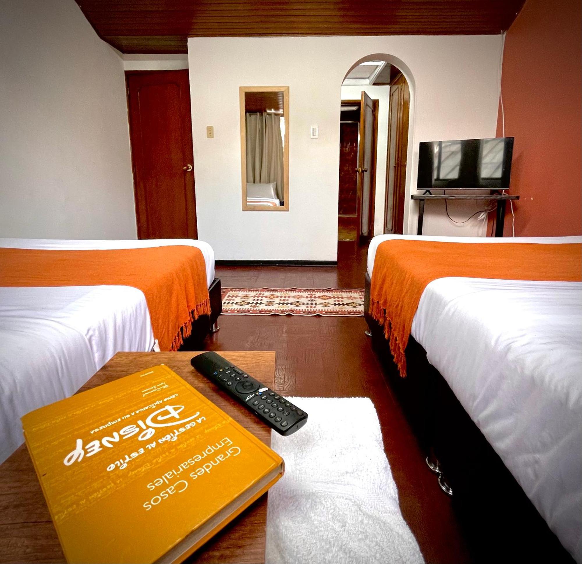 Way Maker 1 Hotel โบโกตา ภายนอก รูปภาพ