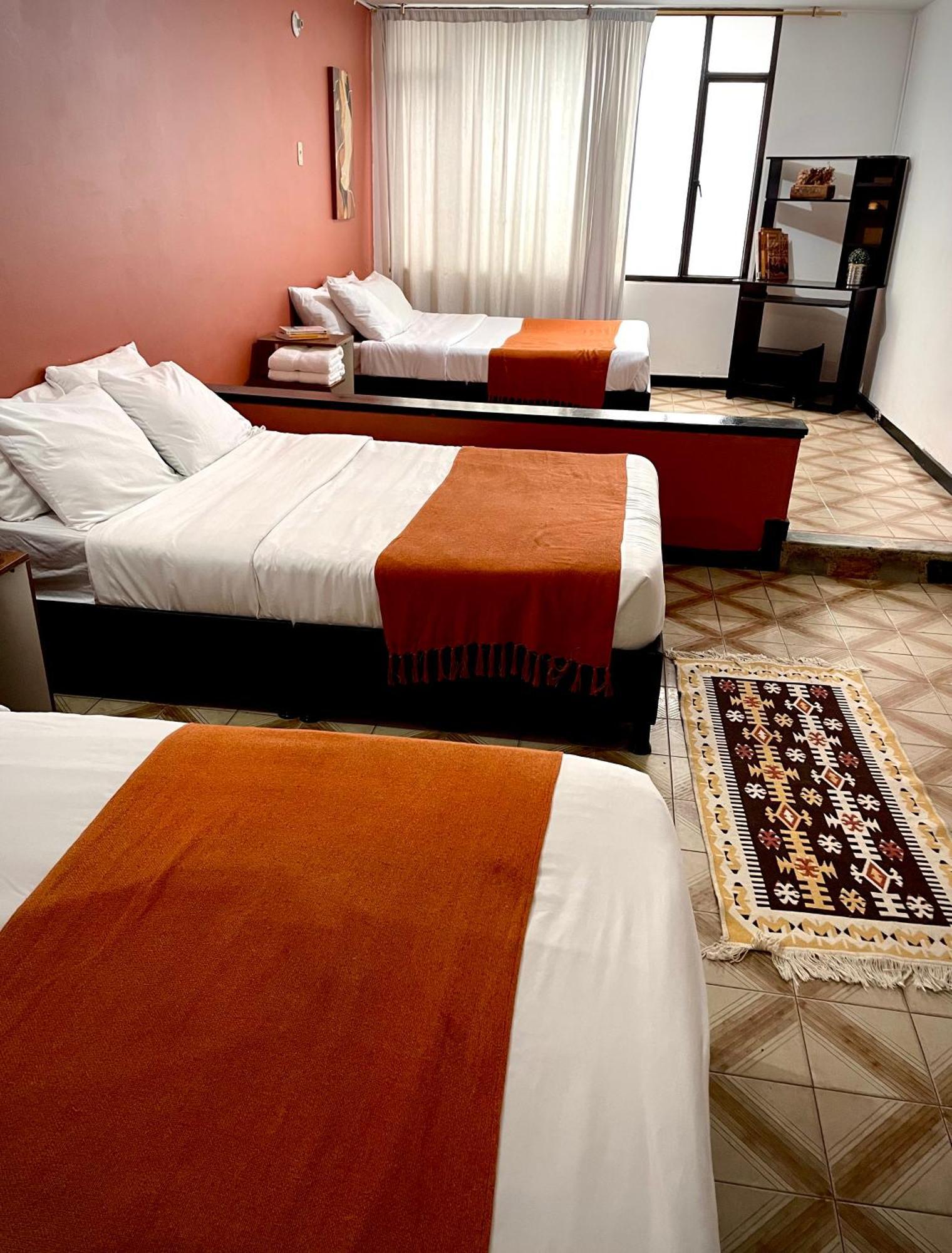 Way Maker 1 Hotel โบโกตา ภายนอก รูปภาพ